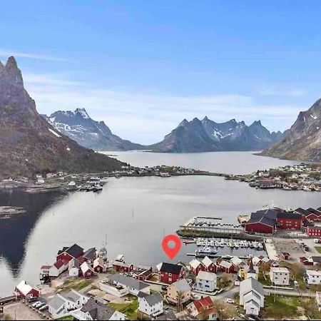 Reine Front View - Mountain & Seaview Villa ภายนอก รูปภาพ